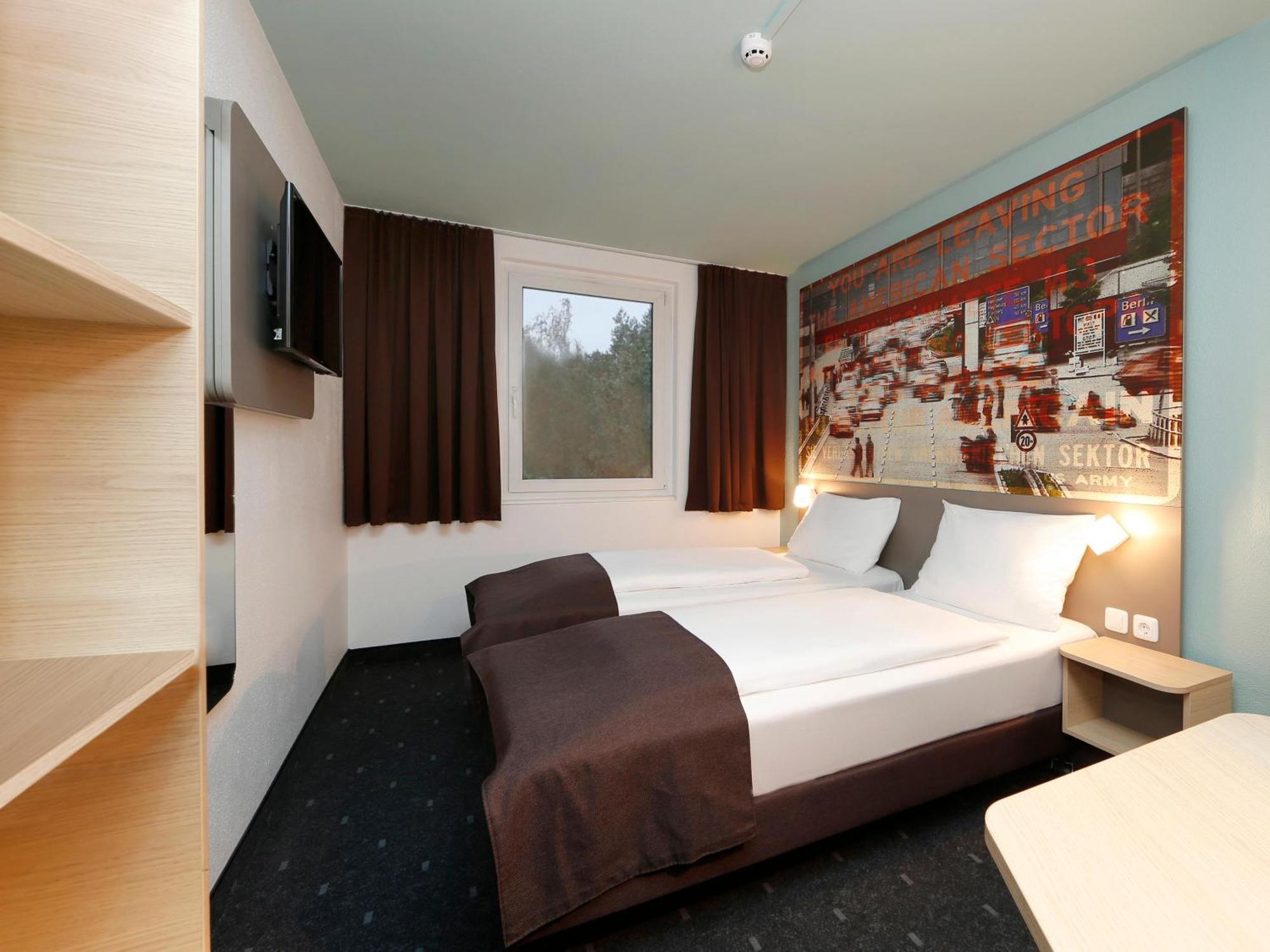 B&B Hotel Berlin-Dreilinden Kleinmachnow Bagian luar foto