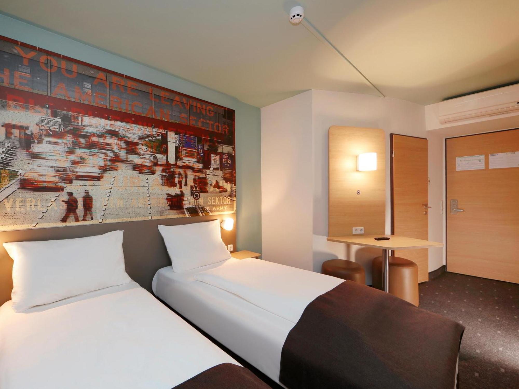 B&B Hotel Berlin-Dreilinden Kleinmachnow Bagian luar foto
