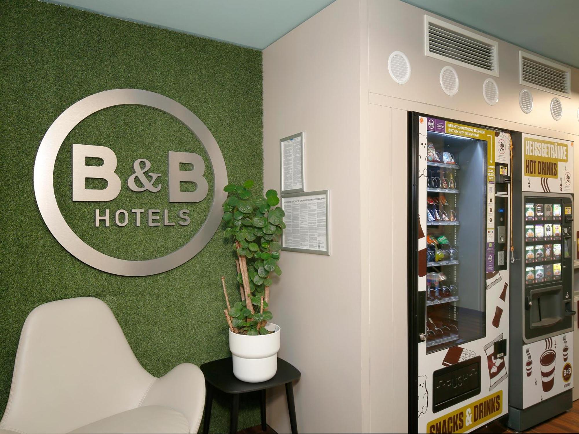 B&B Hotel Berlin-Dreilinden Kleinmachnow Bagian luar foto