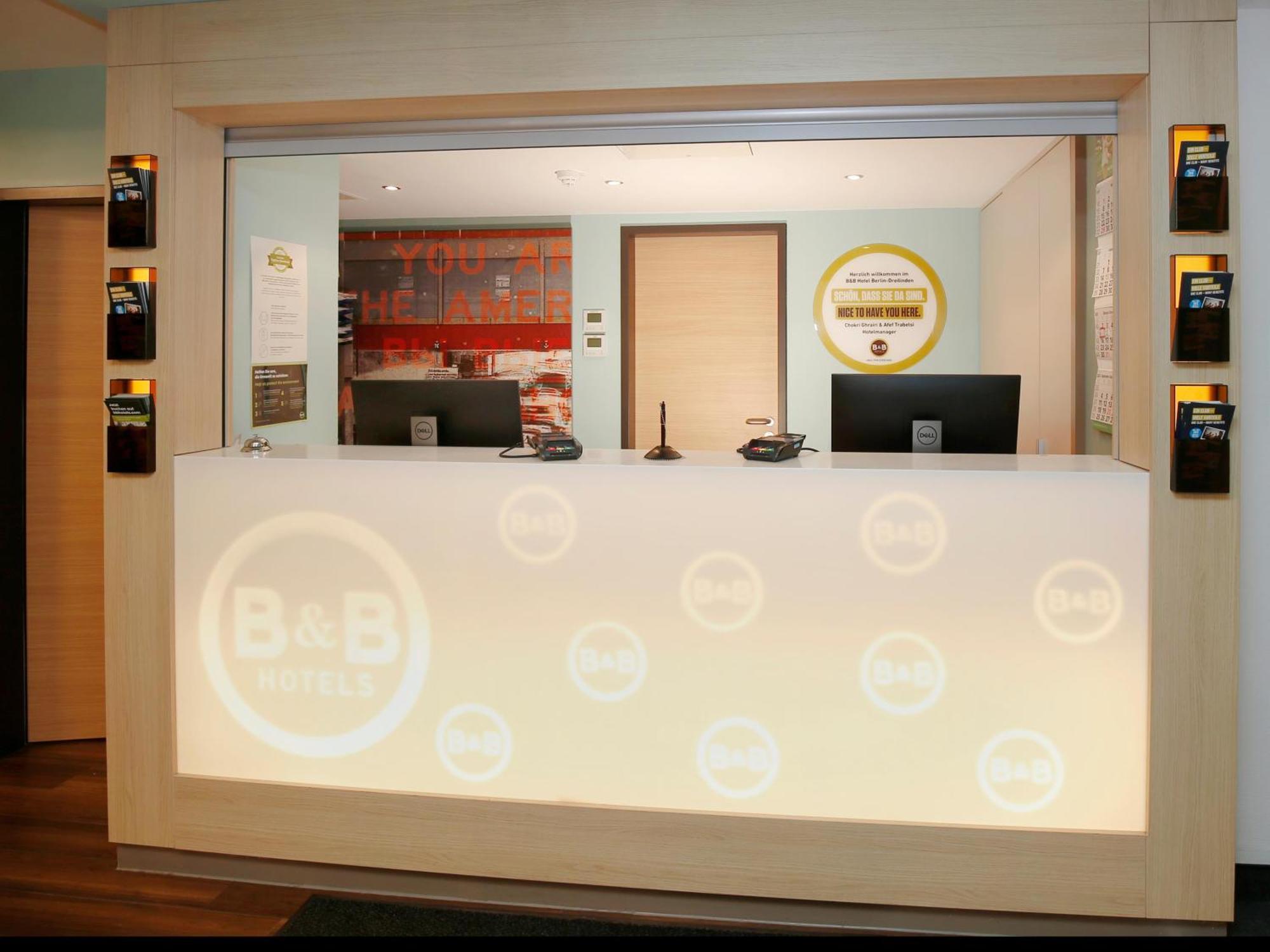 B&B Hotel Berlin-Dreilinden Kleinmachnow Bagian luar foto