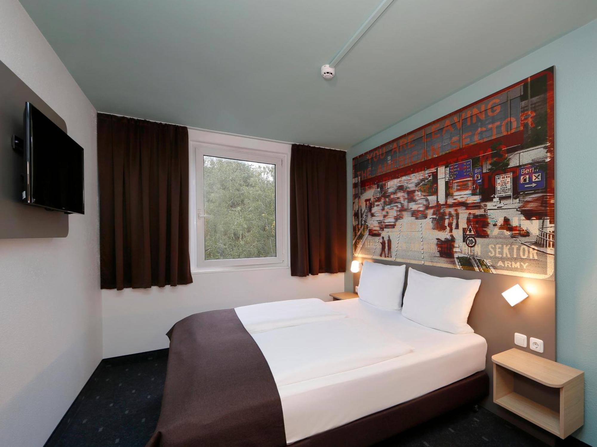 B&B Hotel Berlin-Dreilinden Kleinmachnow Bagian luar foto