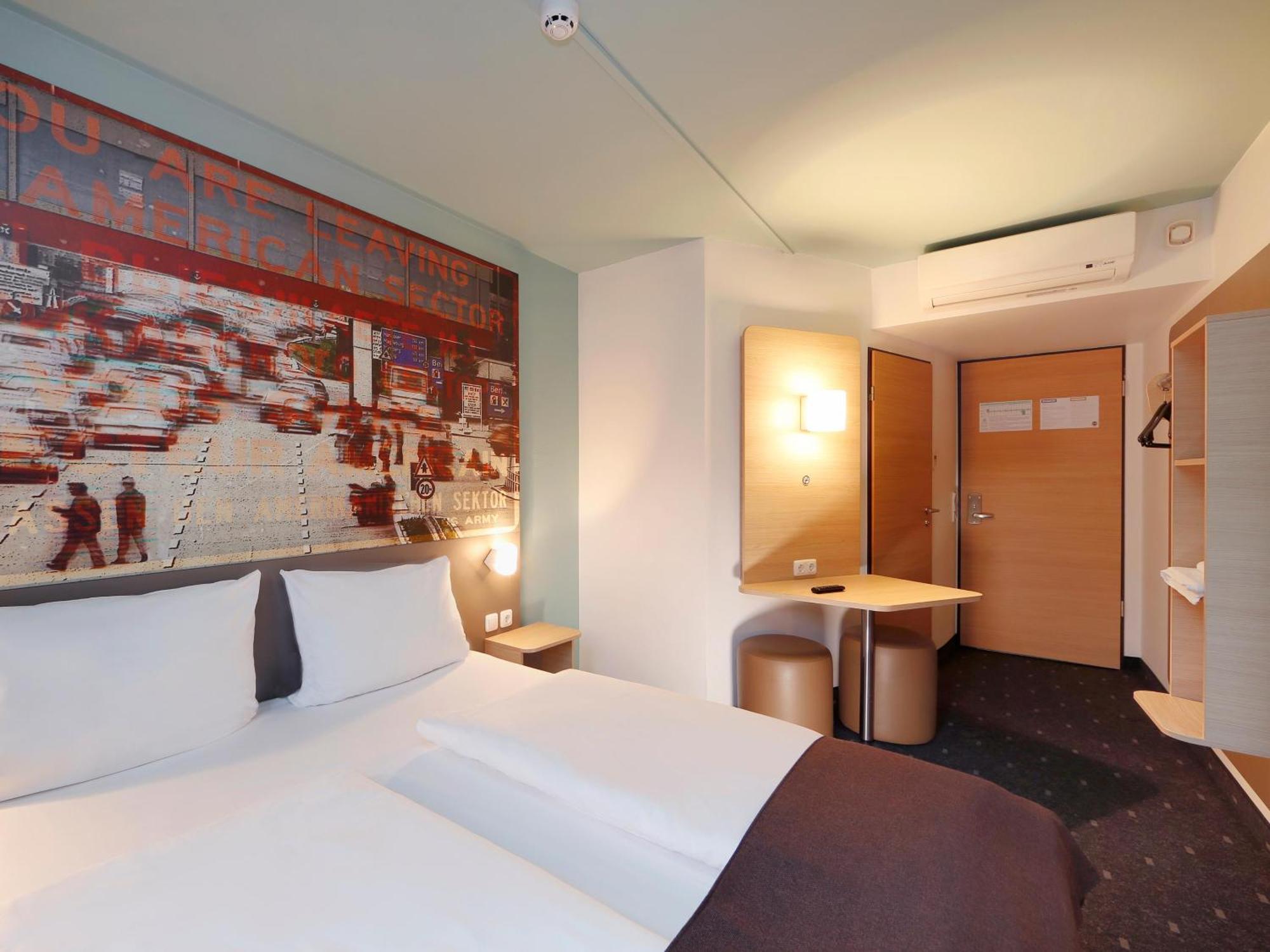 B&B Hotel Berlin-Dreilinden Kleinmachnow Bagian luar foto