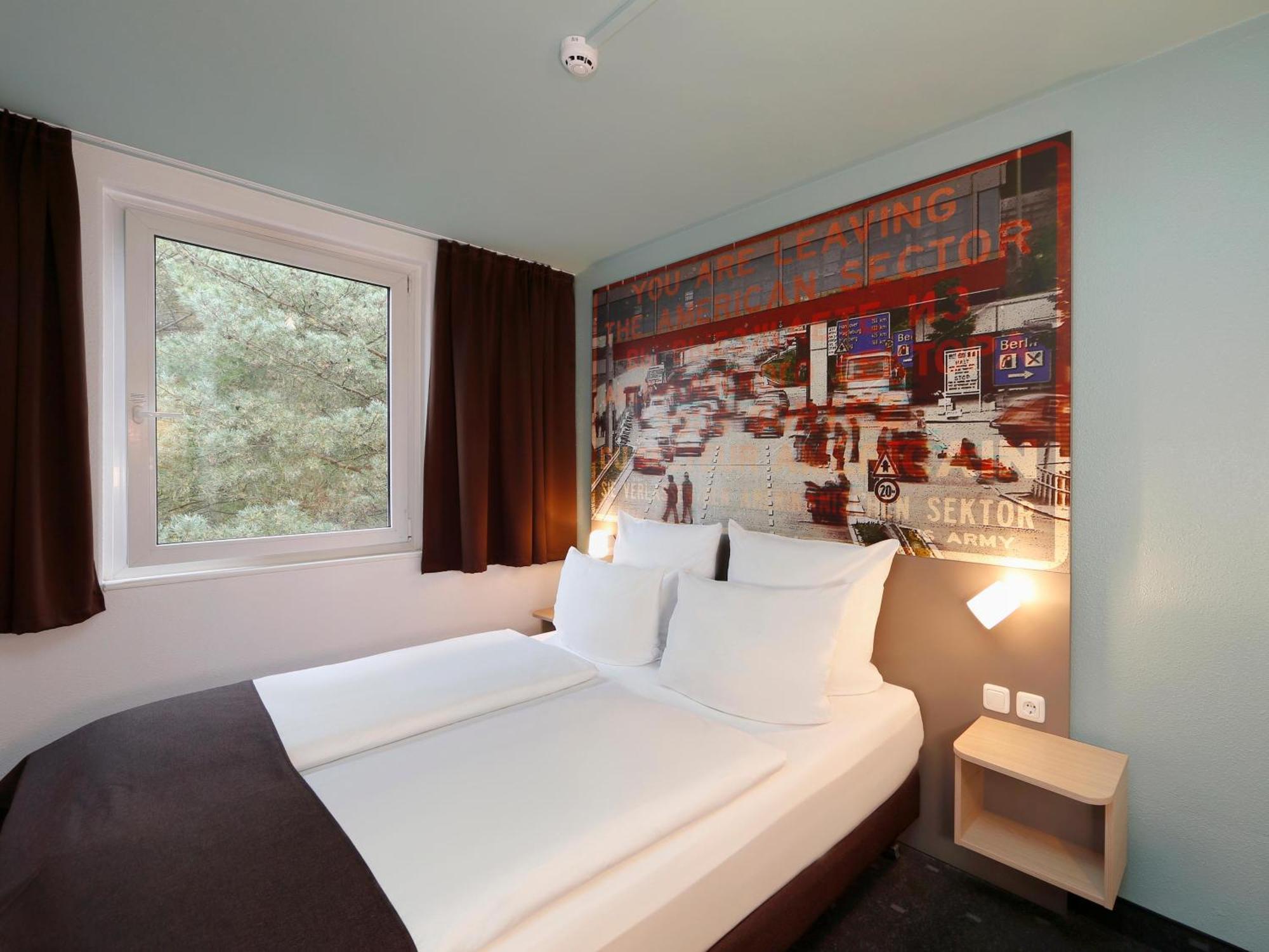 B&B Hotel Berlin-Dreilinden Kleinmachnow Bagian luar foto