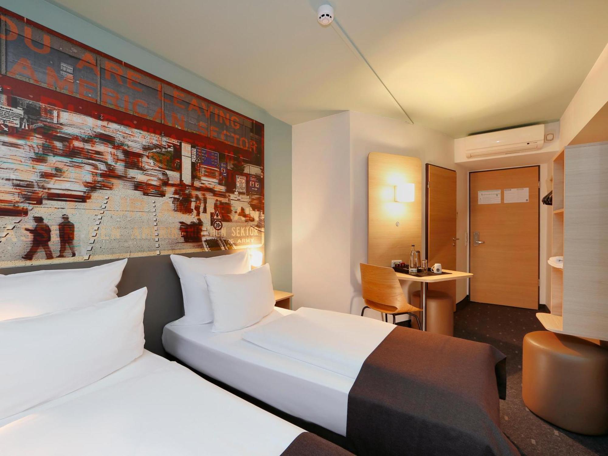 B&B Hotel Berlin-Dreilinden Kleinmachnow Bagian luar foto