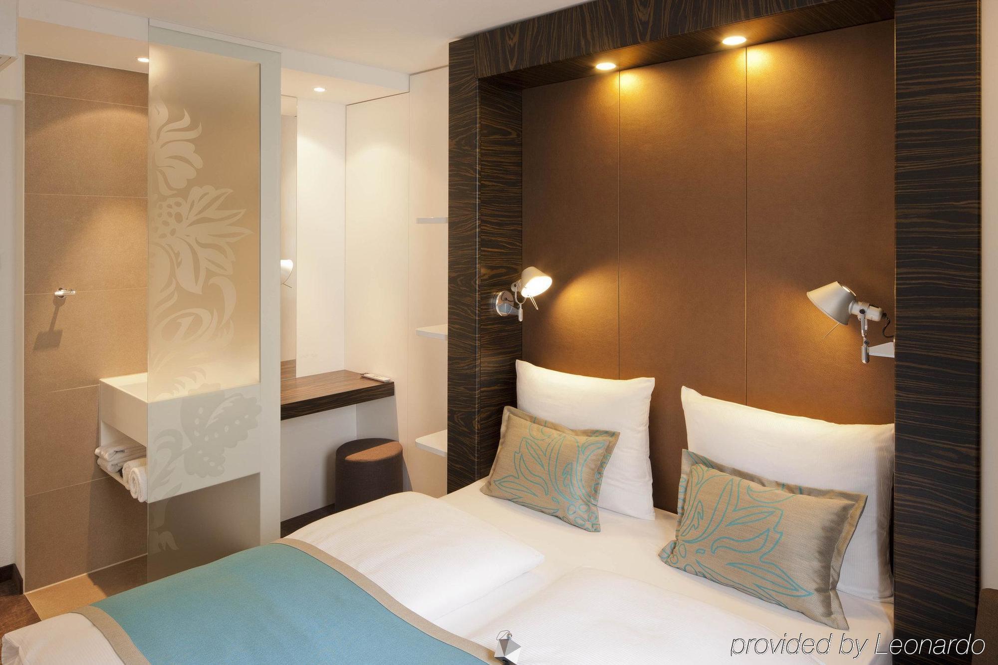 B&B Hotel Berlin-Dreilinden Kleinmachnow Bagian luar foto
